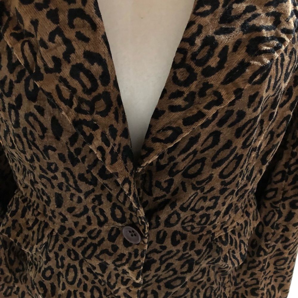 Jacket - Picture 3 of 5
